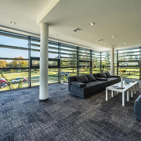 Sea Power アパートホテル