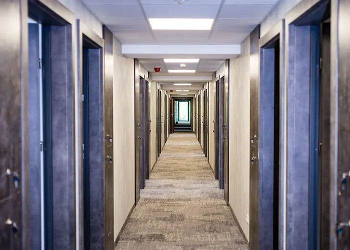 Sea Power Aparthotel 3*