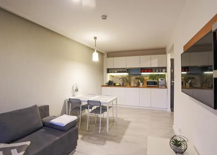 Sea Power Aparthotel 3*